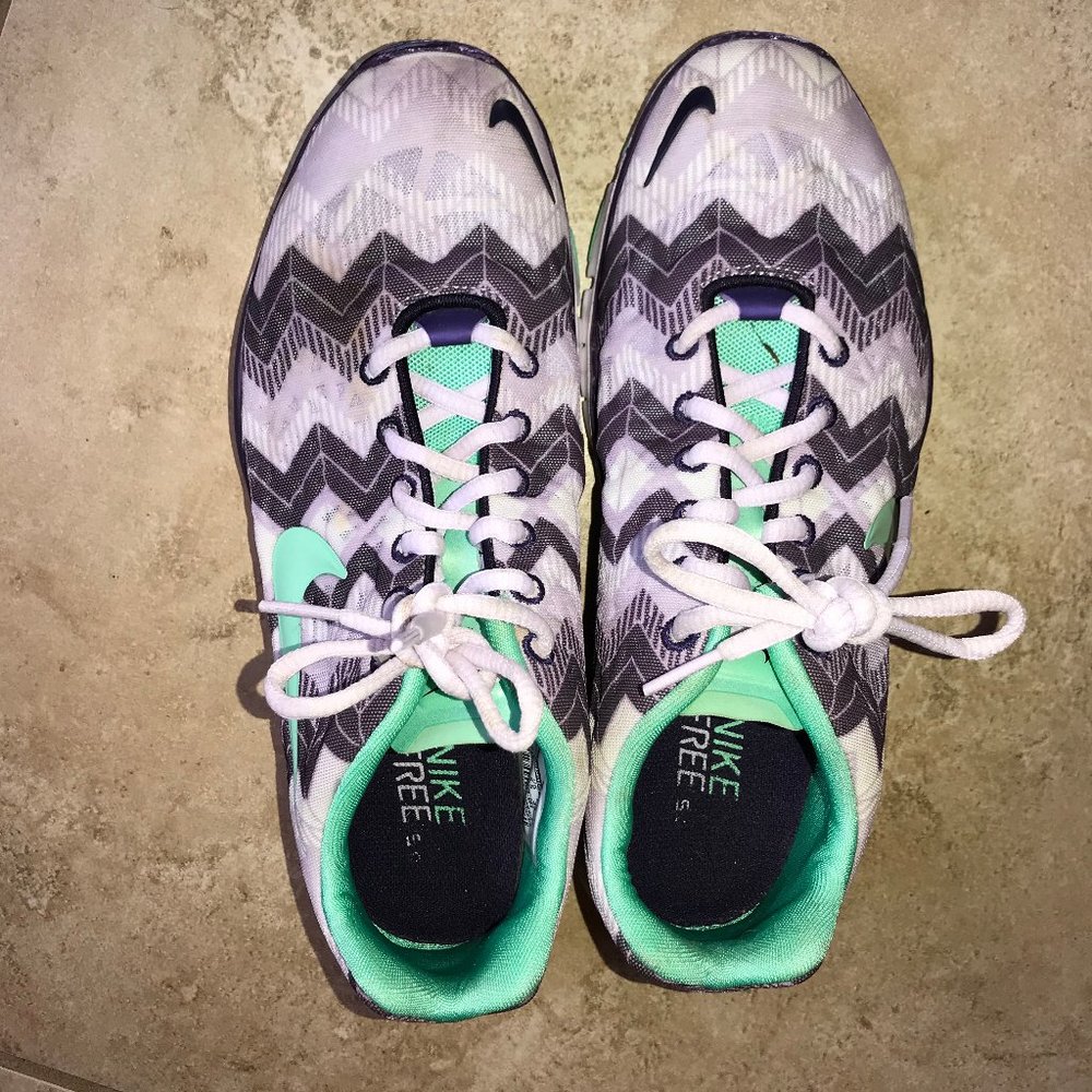 Nike Free 8.0 TR Fit 3 Running Shoe Design Print